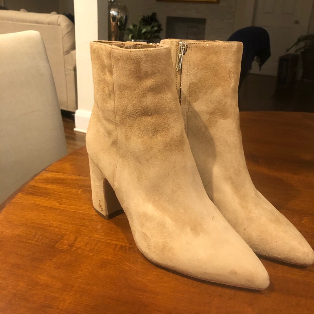 Sam Edelman Hilty ankle booties.